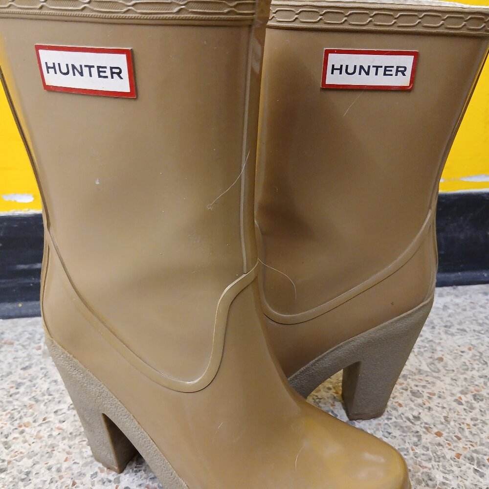 *Rare* Hunter Arine Platform Heeled Rainboots